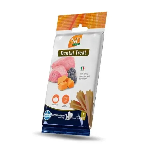Farmina N&D Pumpkin Lamb dental treat pack for medium and maxi dogs, featuring star-shaped chews and ingredient graphics.