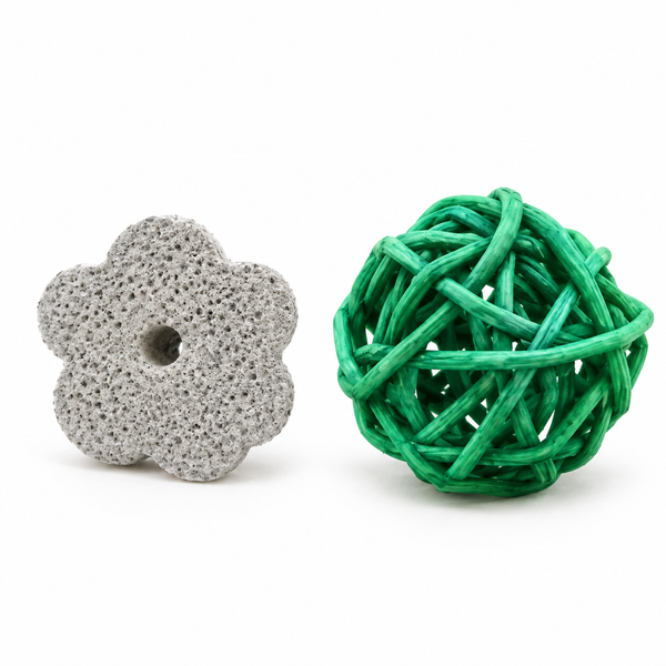 2-Piece Rodent Set - Woven Green Ball & Flower-Shaped Piece